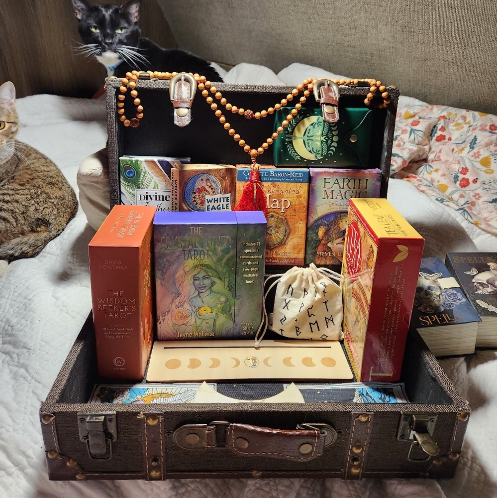 LIVE Virtual Call Reading & Thank You Gift mailed out.